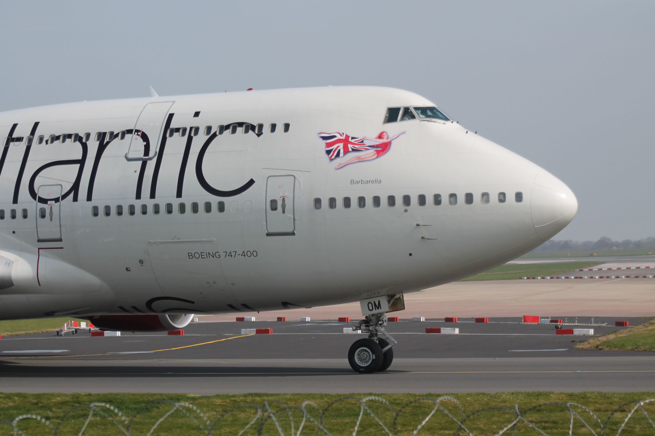Boeing 747-400 (G-VROM) - MANCHESTER JROON