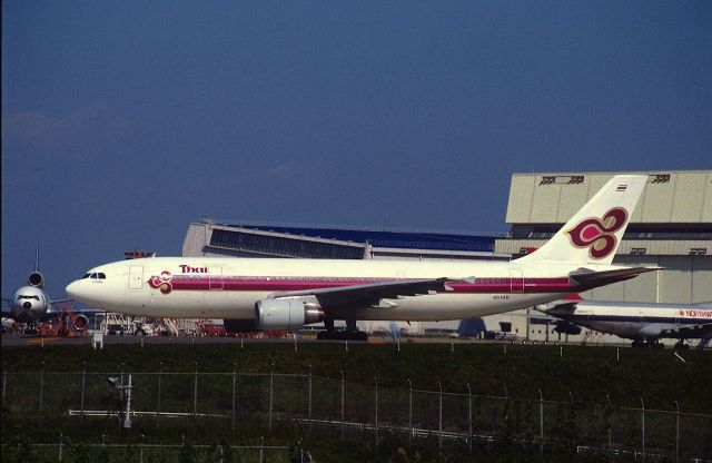 Airbus A300F4-600 (HS-TAD) - Departure at Narita Intl Airport Rwy34 on 1988/10/19