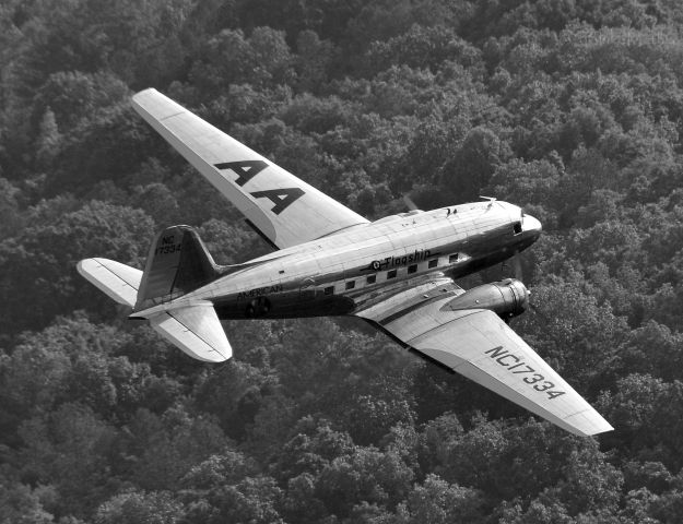 Douglas DC-3 (N17334) - Air to Air photo session with the beautifully restored American Airline DC-3.  Photo Copyrighted, Aviation Photographer, BlakeMathis.com