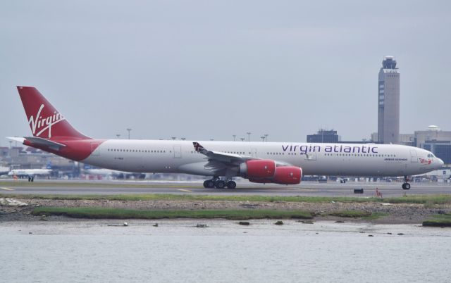 Airbus A340-600 (G-VNEW)