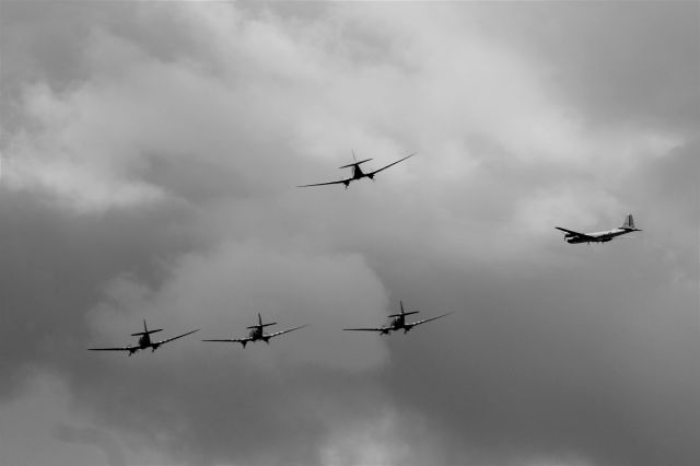 Boeing B-29 Superfortress (N69972) - C-47s & Doc