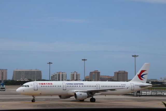 Airbus A321 (B-6332)