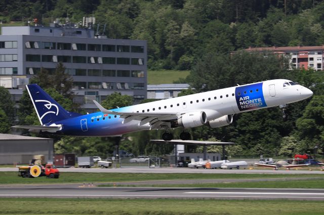 EMBRAER 195 (4O-AOB)