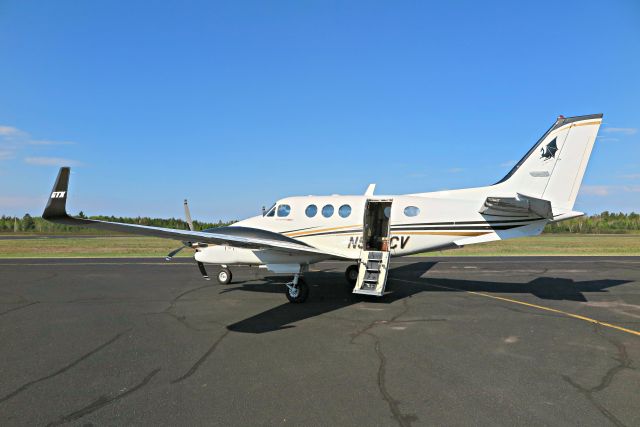 Beechcraft King Air 90 (N524CV)