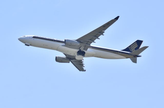 Airbus A330-300 (9V-SSI)