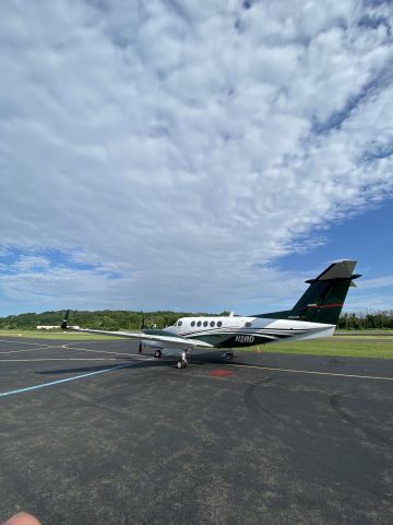 Beechcraft Super King Air 200 (N2RD)