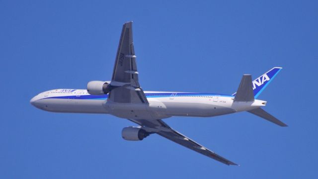 BOEING 777-300 (JA751A)