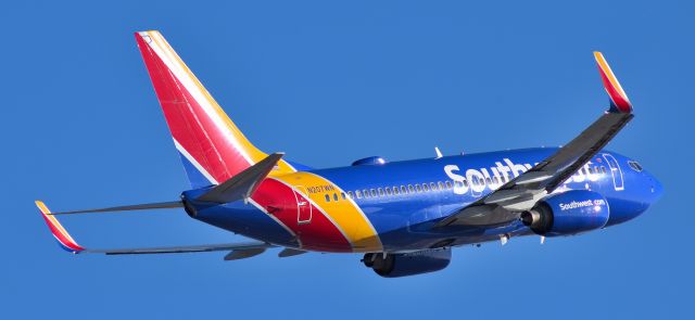 Boeing 737-700 (N207WN) - phoenix sky harbor international airport 05FEB25