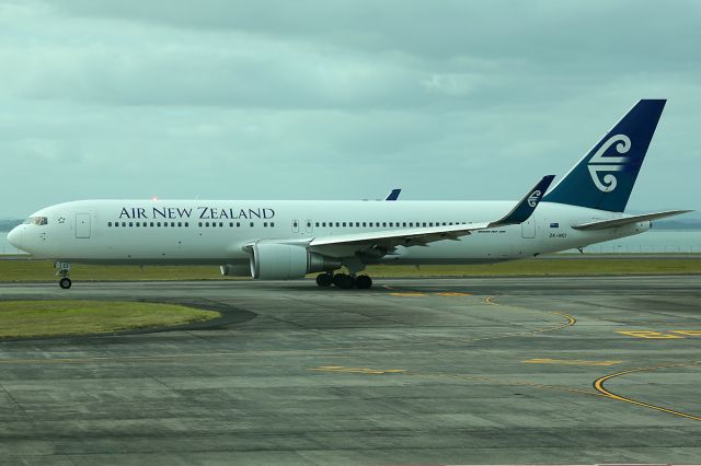 BOEING 767-300 (ZK-NCI) - Taxiing.