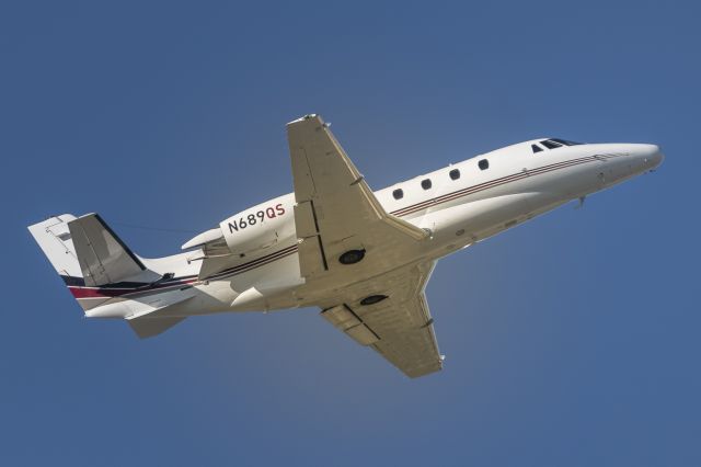 Cessna Citation Excel/XLS (N689QS)