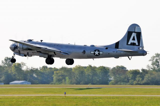 Boeing B-29 Superfortress (N529B)