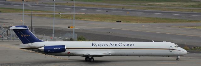 McDonnell Douglas MD-82 (N961CE)