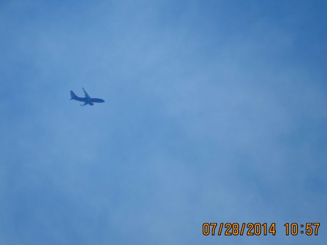 Boeing 737-700 (N275WN) - SWA flight 9005 from STL to Tulsa over Baxter Springs KS (78KS) at 32k feet.