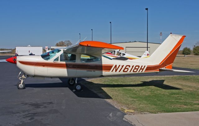 Cessna Cardinal (N1618H)