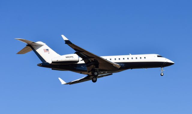 Bombardier Global Express (N801PN)