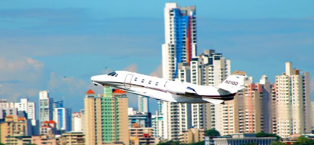 Cessna Citation V (N21GD) - Take Off of the citation excel at the Marcos Gelabert International Airport