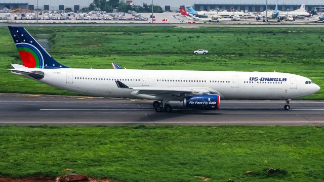 Airbus A330-300 (S2-ALB)