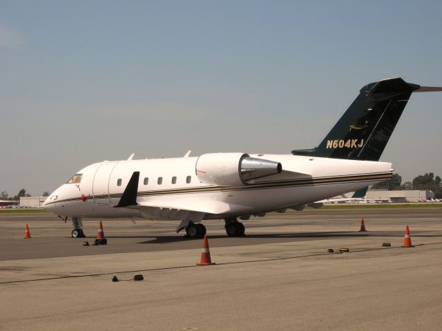 Canadair Challenger (N604KJ) - PARKED AT SANTA ANA