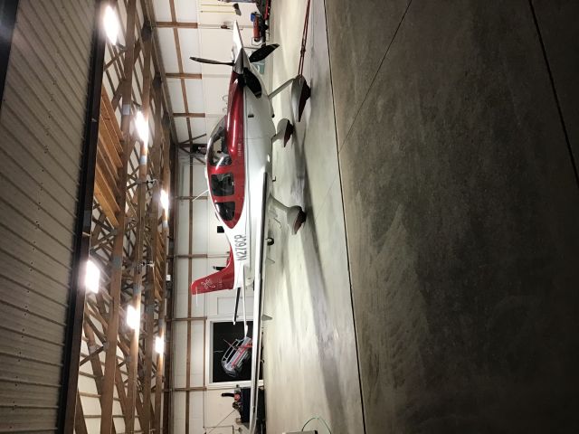 Cirrus SR-22 (N276CP)