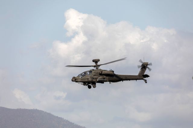 Boeing Longbow Apache (062)