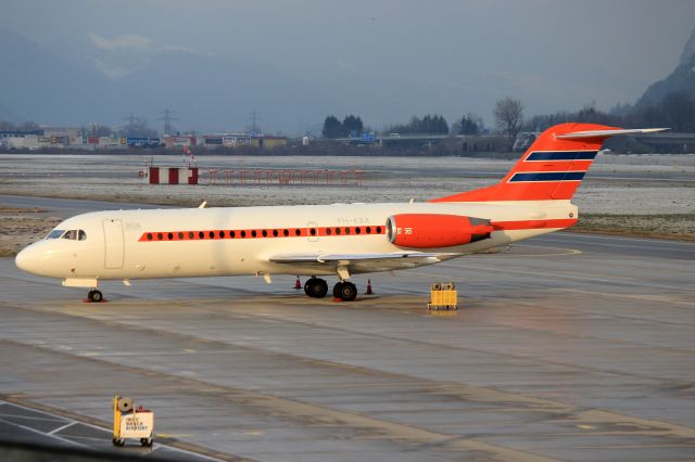 Fokker 70 (PH-KBX)