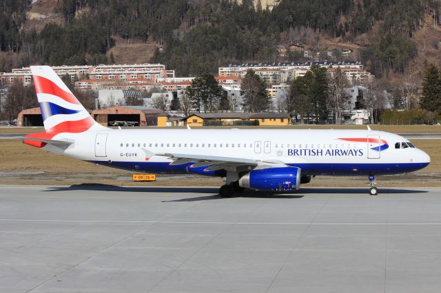 Airbus A320 (G-EUYK)