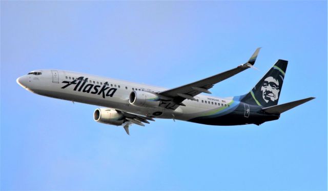 Boeing 737-700 (N290AK) - 11-13-2020