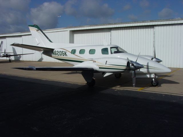 Beechcraft Duke (N6205K)