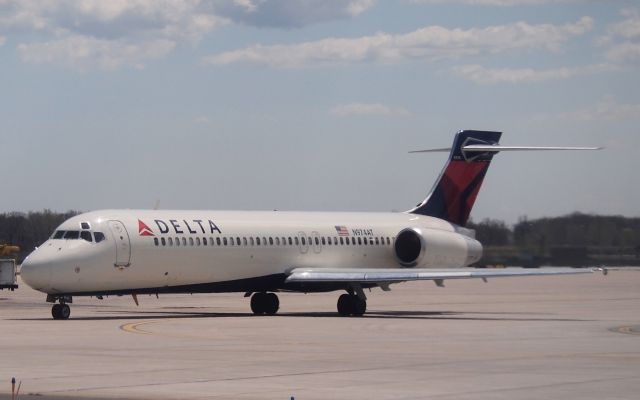 Boeing 717-200 (N974AT)
