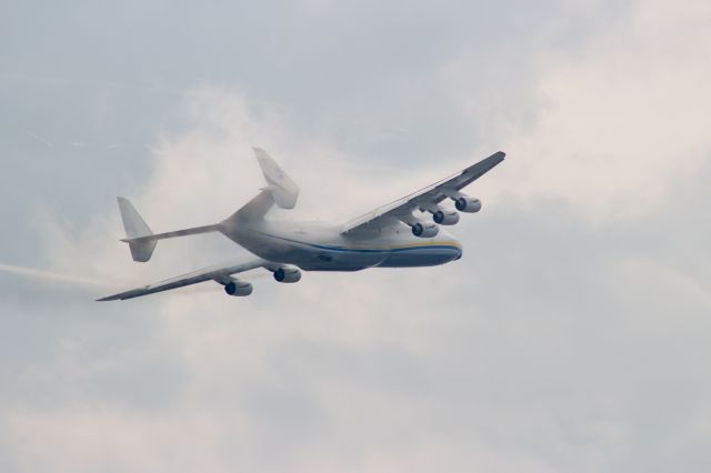 Antonov An-225 Mriya (UR-82060) - After a long absence from Houston, the worlds most recognizable cargo airliner leaves Houston on a Saturday morning back across the Atlantic.