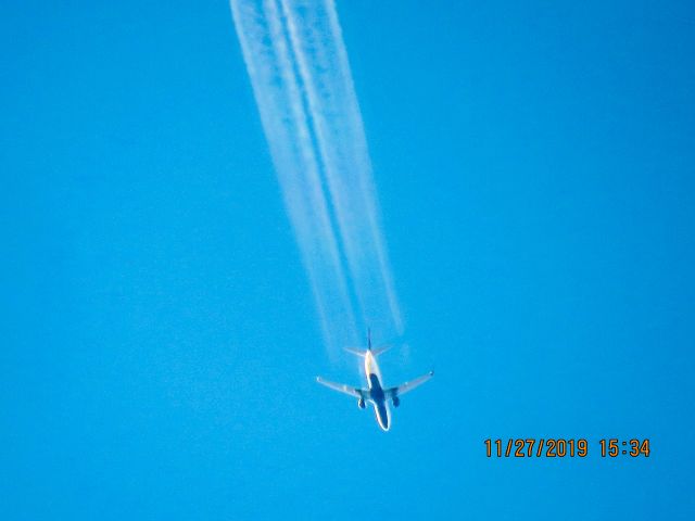 Boeing 737-900 (N829DN)