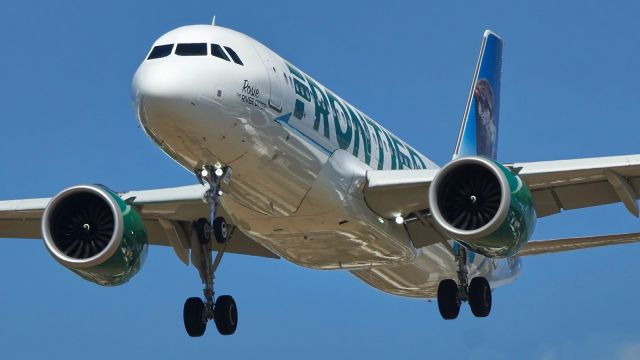 Airbus A320neo (N336FR) - 13R approach.