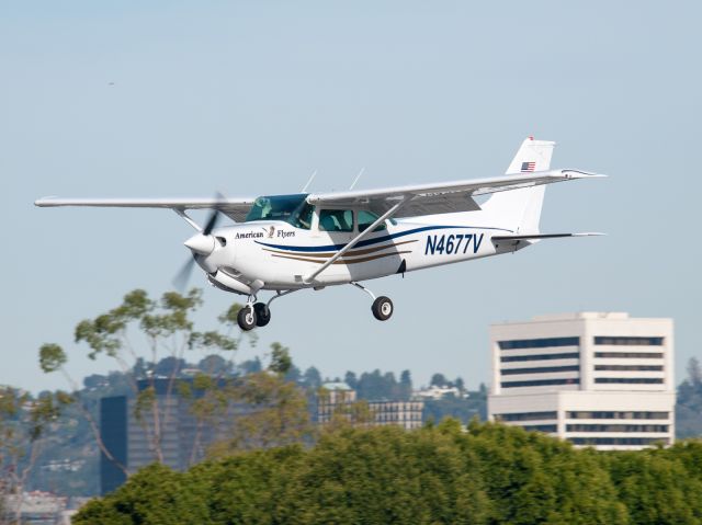 Cessna Cutlass RG (N4677V)