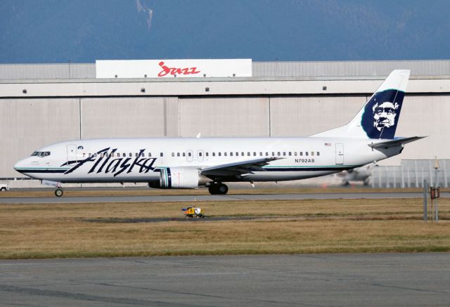 BOEING 737-400 (N792AS)