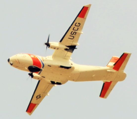 — — - CASA 235-300M USCG