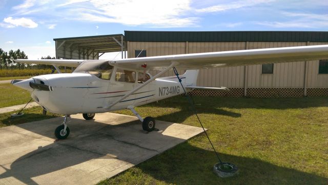 Cessna Skyhawk (N734MG)