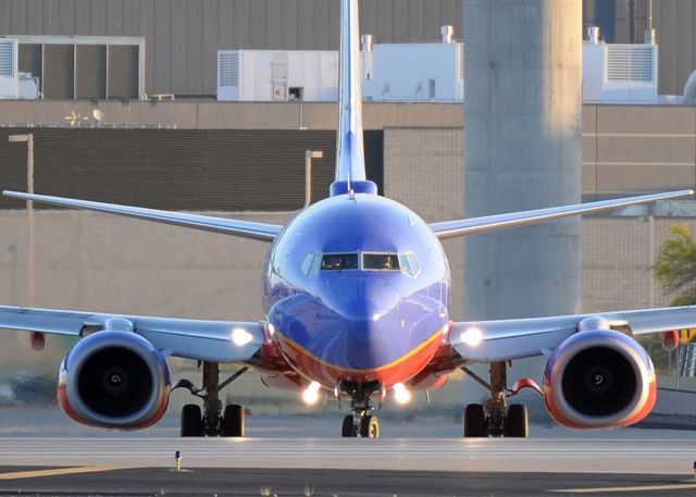 Boeing 737-700 (N480WN)