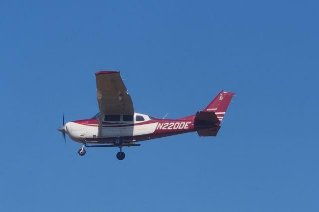 Cessna 206 Stationair (N220DE)