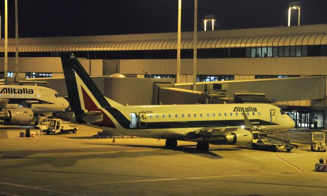 Embraer 170/175 (EI-RDH) - Alitalia Cityliner Embraer ERJ-175STD EI-RDH in Rome Fiumicino 