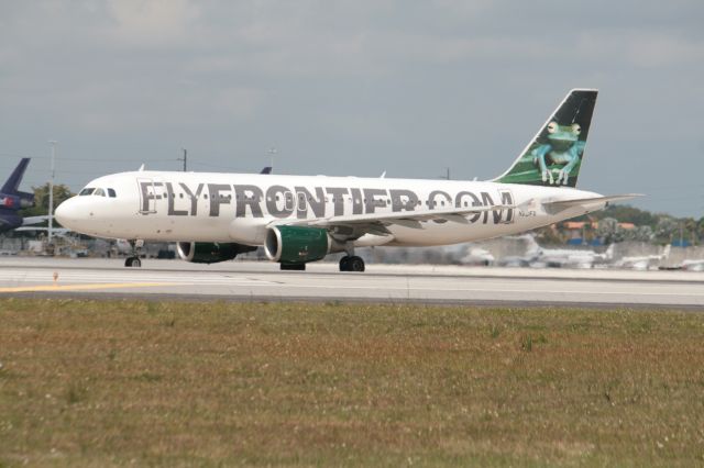 Airbus A320 (N221FR) - TAXI FOR TAKE OFF FROM MIAMI