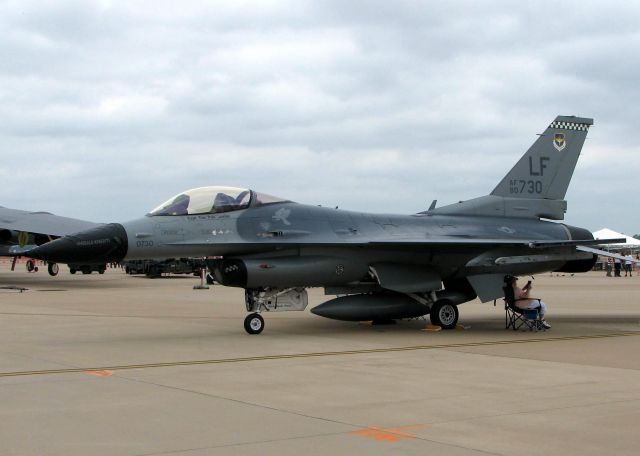 Lockheed F-16 Fighting Falcon (90-0730) - At Barksdale Air Force Base.