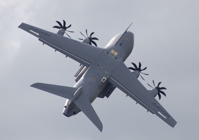 — — - Airbus A400M Atlas