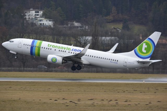 Boeing 737-800 (PH-HZW)