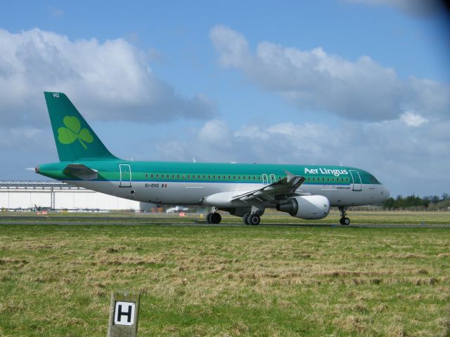 EI-DVG — - EI-DVG A320-214 MSN 3318  ST FLANNAN IN EINN 27/02/2011