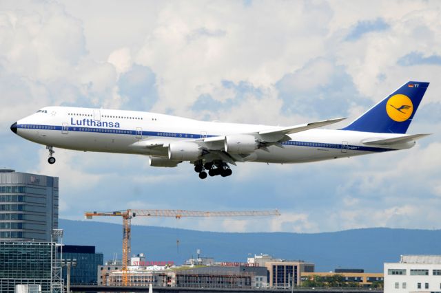 BOEING 747-8 (D-ABYT)