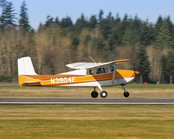 Cessna Skyhawk (N3904F) - N3904F 1958 Cessna 172 Skyhawk C/N 36804