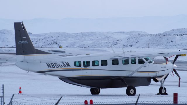 Cessna Caravan (N850AM) - At the Iqaluit airport. March 18, 2018