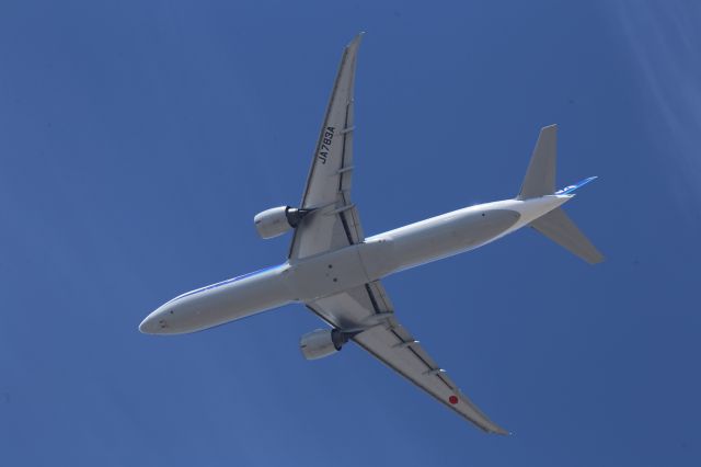 BOEING 777-300ER (JA783A)