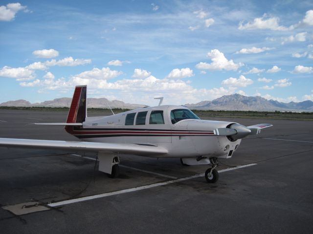 Mooney M-20 (N9453V)