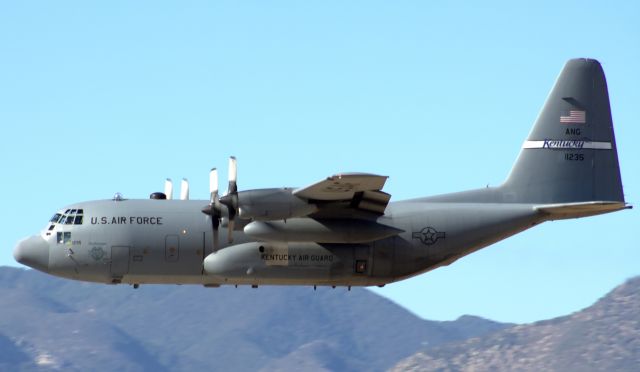 Lockheed C-130 Hercules —